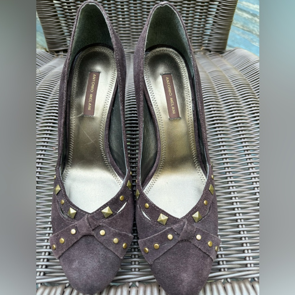 Antonio Melani chocolate brown suede heel size 7
